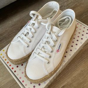 Women’s Superga sneakers, size 7.5.